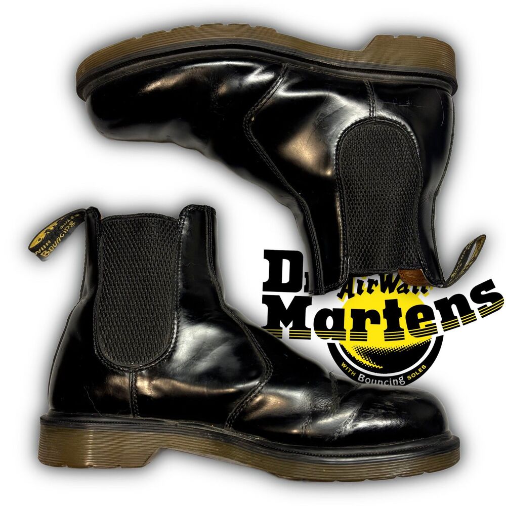 Dr. Martens 2976 Black Smooth Leather Chelsea Boots